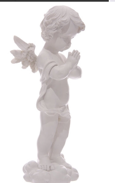 Standing angel praying